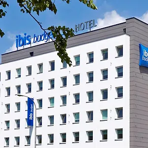 Ibis Budget West Station 호텔