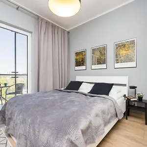 Prymasa Tysiaclecia Business Centre By Renters Apartment