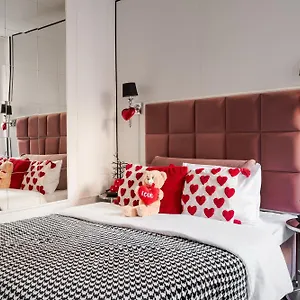 Premium Alice 2 Apartment