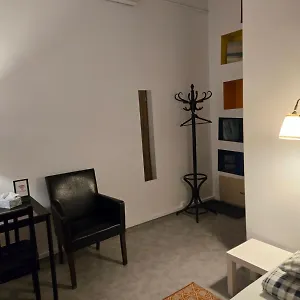 Pinto Guest Apartment