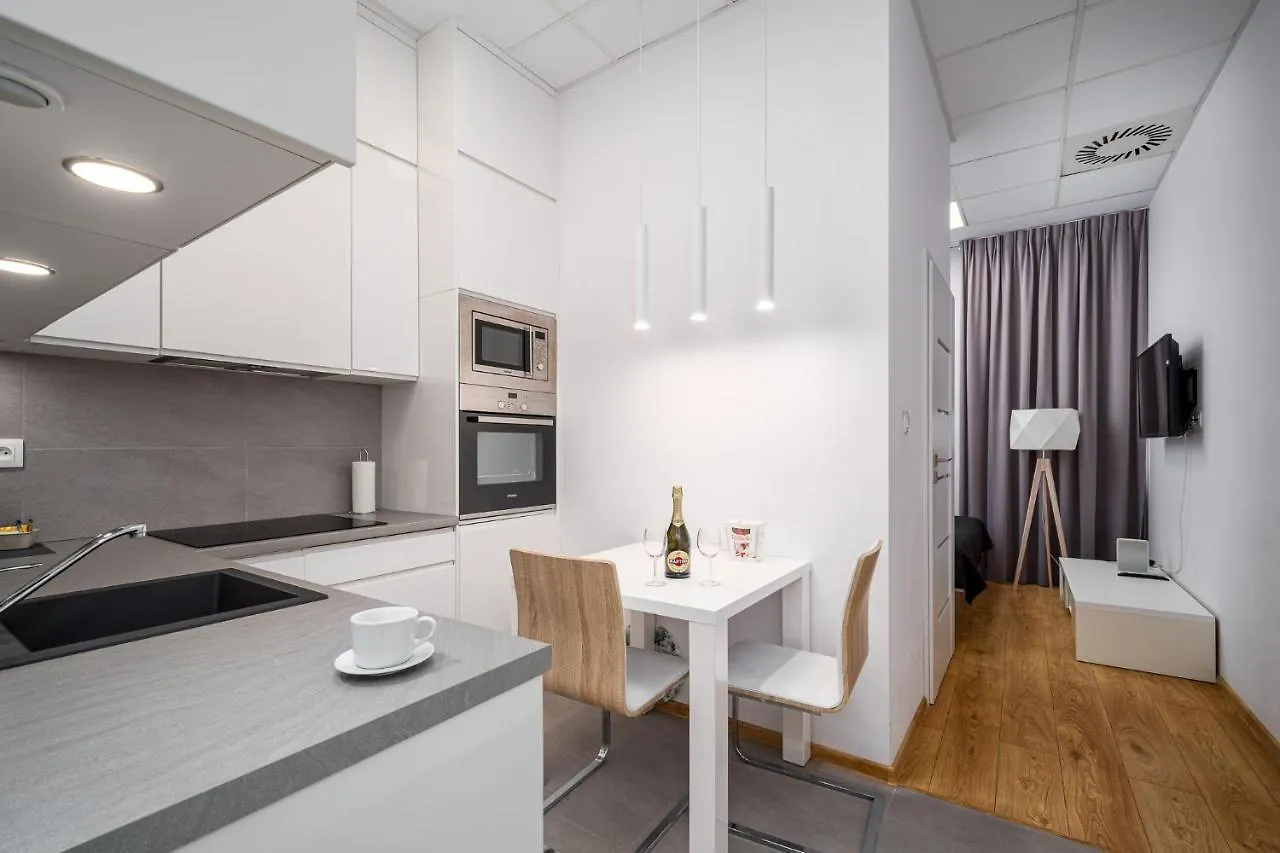 Warsaw Apartments Aleje Jerozolimskie Street